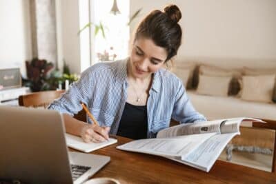 Aplicativo para Fazer Atividades Escolares: Acelere Seu Aprendizado